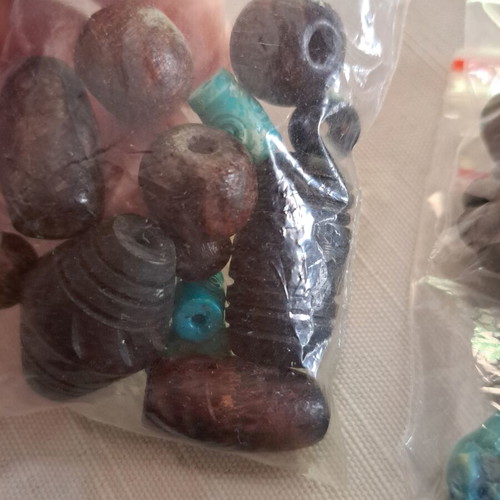 Bead set like new with wooden beads, turquoise stones, and metallic elements