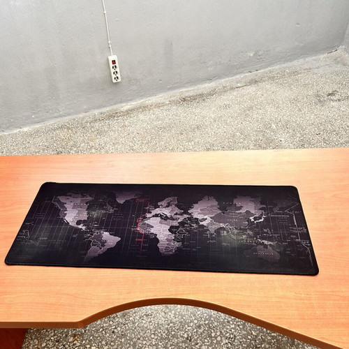 Mousepad large used, good condition