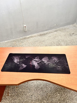 Mousepad μεγάλο μεταχειρισμένο, σε καλή κατάσταση