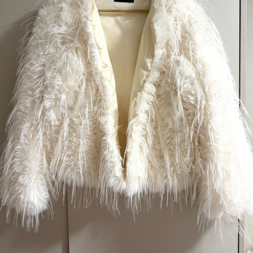 Vanilla Off White Fur Jacket new, one size