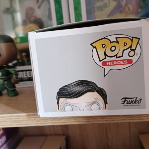 Funko Pop! DC Heroes Kyle Rayner (White Lantern) Glow Exclusive #237 new