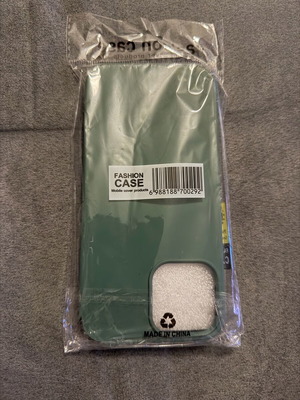 iPhone 13 Pro Max case used with soft interior