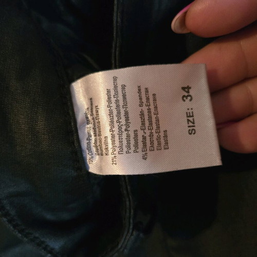Women's faux leather pants like new, black