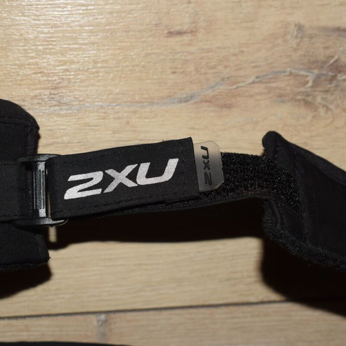 2XU Run Visor unisex one size black like new