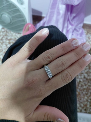 Ring elegant, like new, silver color