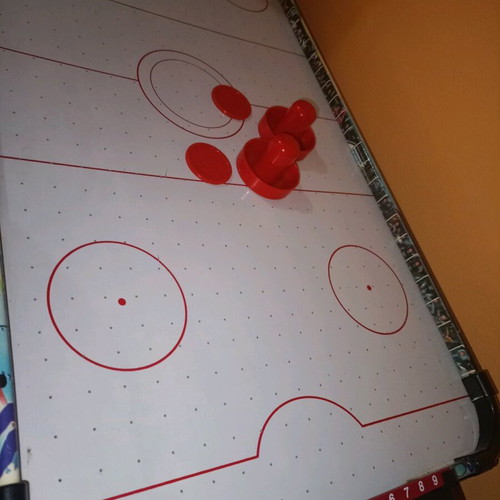 Air Hockey Table Like New
