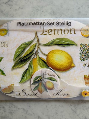 Casa Royale placemats and coasters set 8 pieces new, oval lemon design