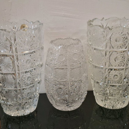Set of crystal vases like new, 3 pieces