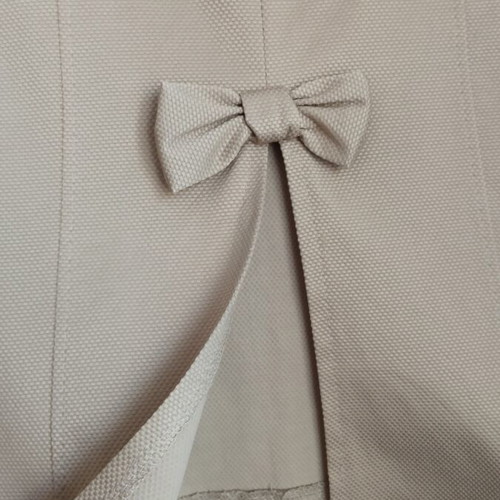 Pencil skirt used with bow detail and sleeveless top gift