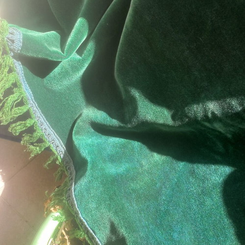 Vintage velvet tablecloth 1.60×1.60 with fringes like new