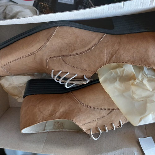 men's shoes