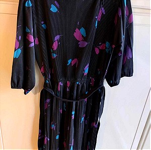 Vintage αυθεντικό φόρεμα λεπτό πλισέ (crinkle fabric)  και υπέροχα χρώματα σε μαύρο φόντο Large