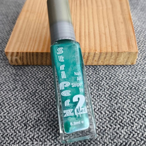 2MAD Nail Art Varnish Mint Shimmer 8 ml new