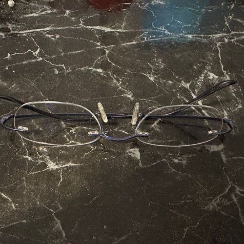 Titanium eyeglass frame used, blue color