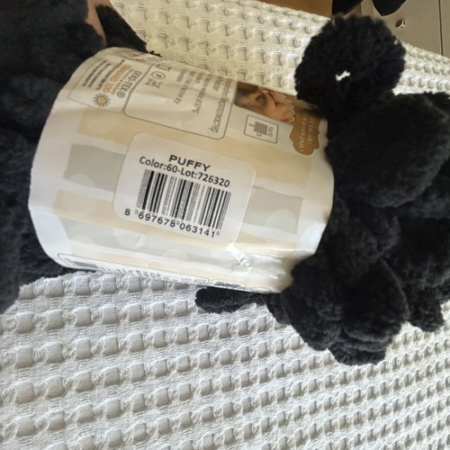 Knitting yarn