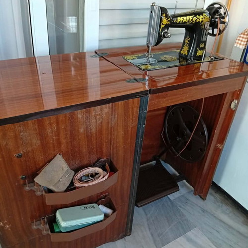 Pfaff sewing machine, antique