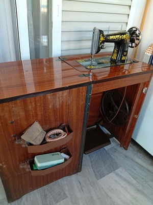 Pfaff sewing machine, antique