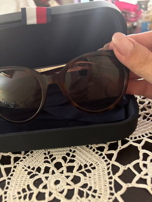 Tommy Hilfiger women's sunglasses new, brown