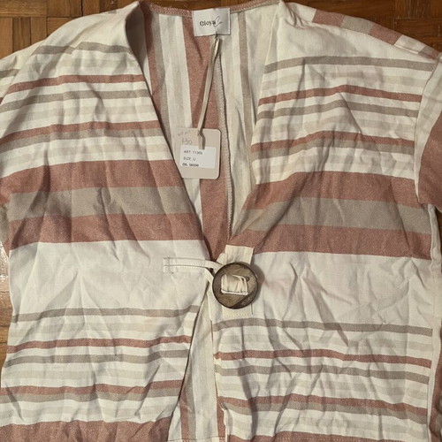 Gioya Co. bolero jacket with belt, new, size U, multicolor