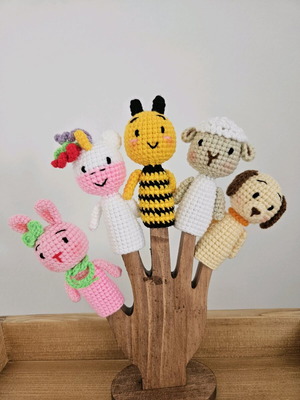Crochet finger puppets like new