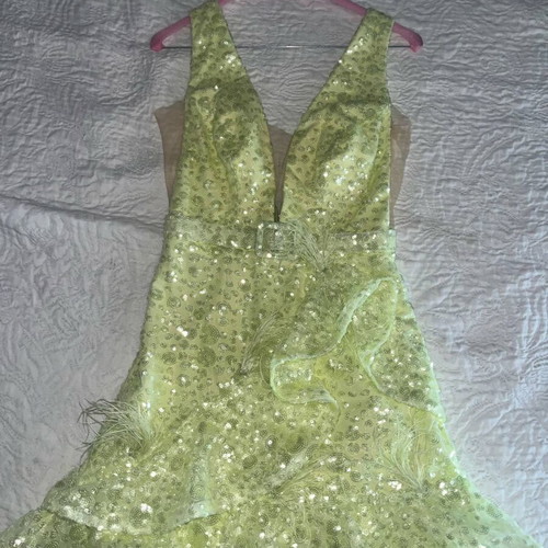 Lime Dress from InStyle shop like new, ideal for wedding guest