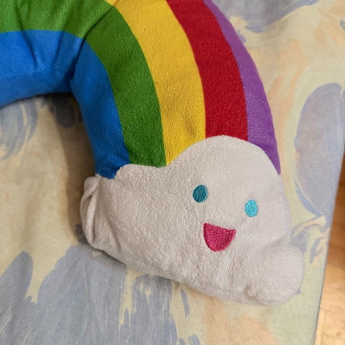 Children's dolls like new, rainbow pillow and hugging dog