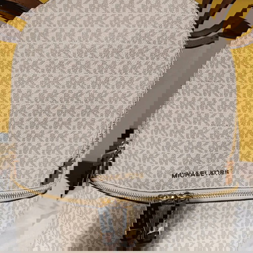 Michael Kors Rhea Zip Πλάτης καινούργιο, vanilla μπεζ και χρυσαφί