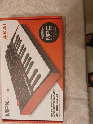 Akai MPK Mini MIDI controller καινούργιο