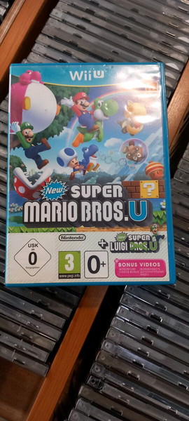 WII UNew Super Mario Bros +New Super Luigi U