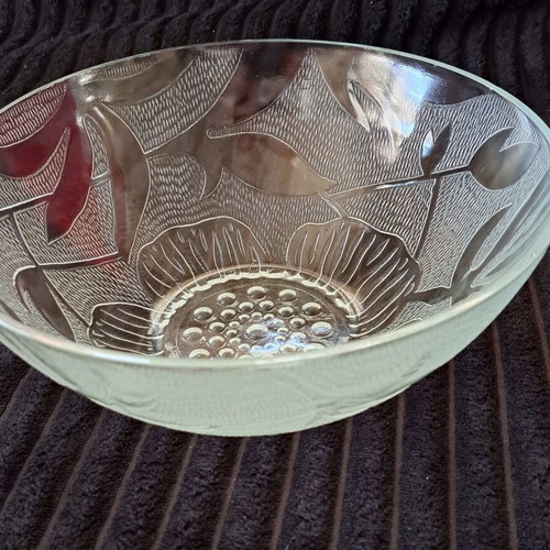 Glass fruit bowl like new