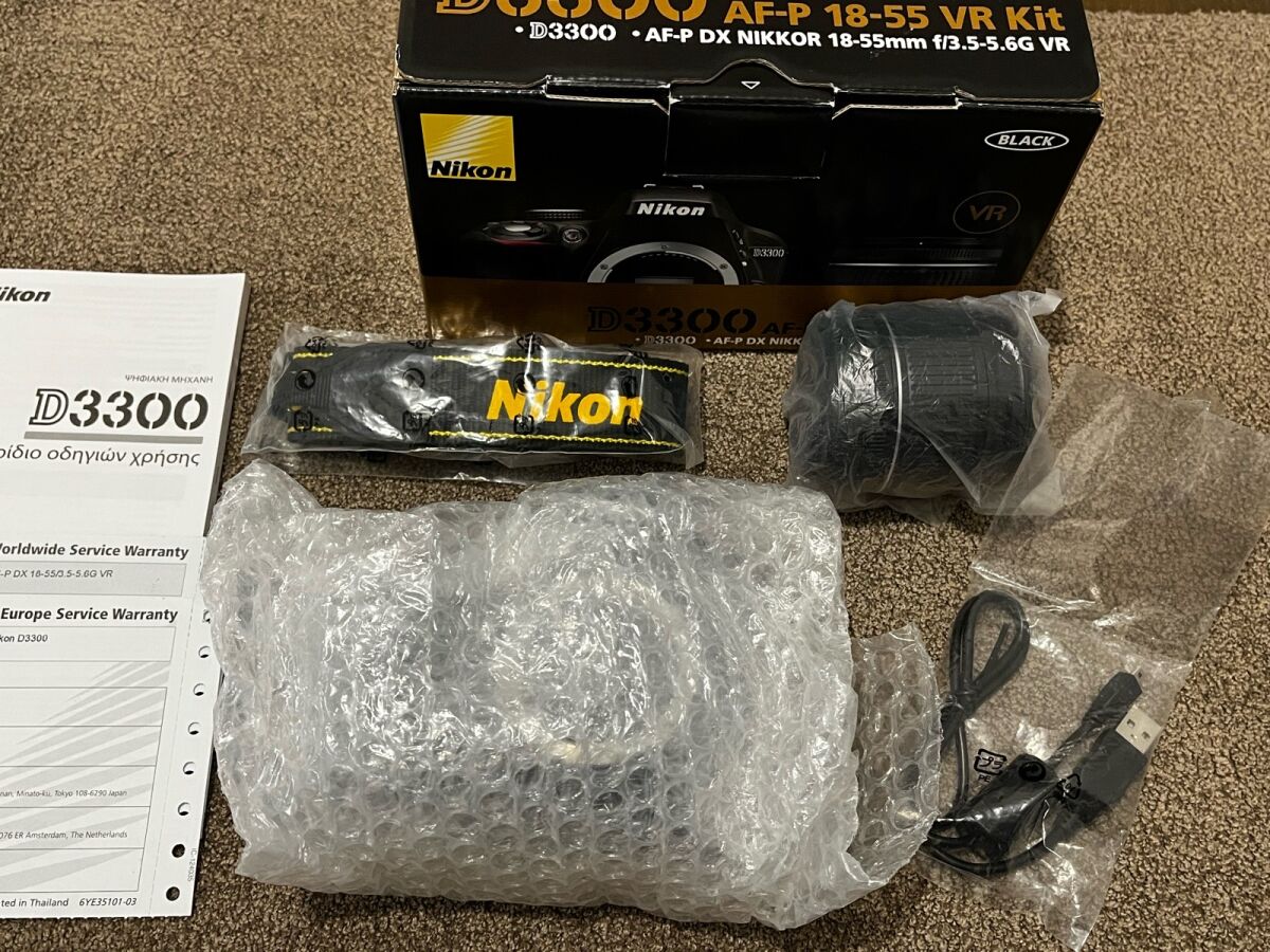 Nikon D3300 camera and two lenses new… - € 450,00 - Vendora.cy