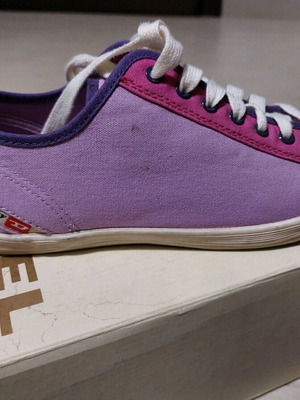 Sneakers Diesel γυναικεία σαν καινούργια, άσπρο και μωβ, μέγεθος 40
