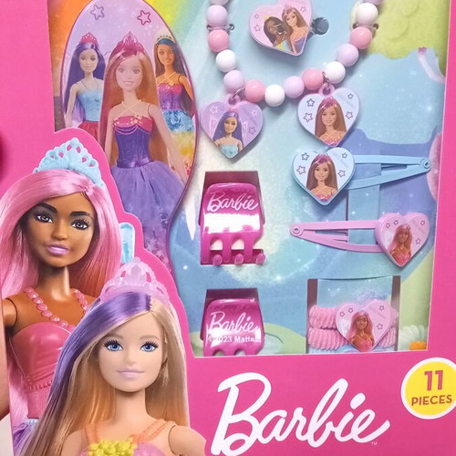 Barbie beauty set new