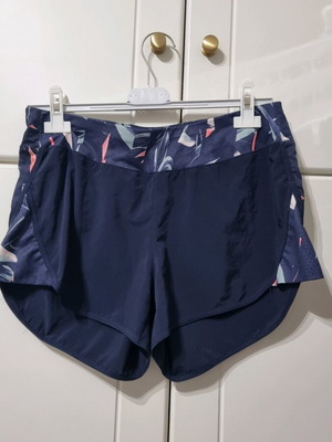 Decathlon sports shorts like new, blue, size L