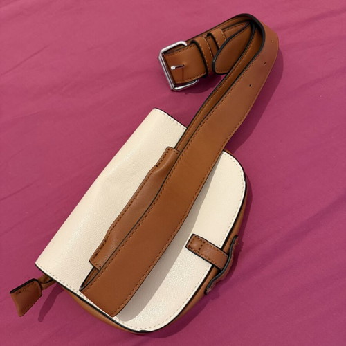 Amelie crossbody bag like new, beige