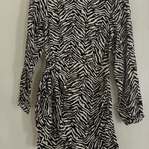 Mini φόρεμα Zara με zebra pattern σαν καινούργιο, μέγεθος S