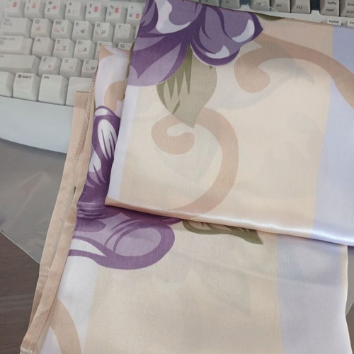 Satin curtains with flowers, like new, set of 2, 78x197 cm each