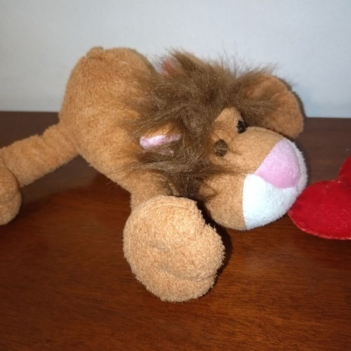 Plush lion cub used stuffed toy