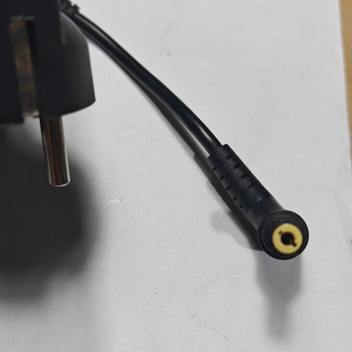 Notebook charger for Toshiba and Asus 90 watt like new
