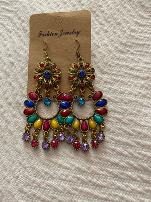 Women's earrings new