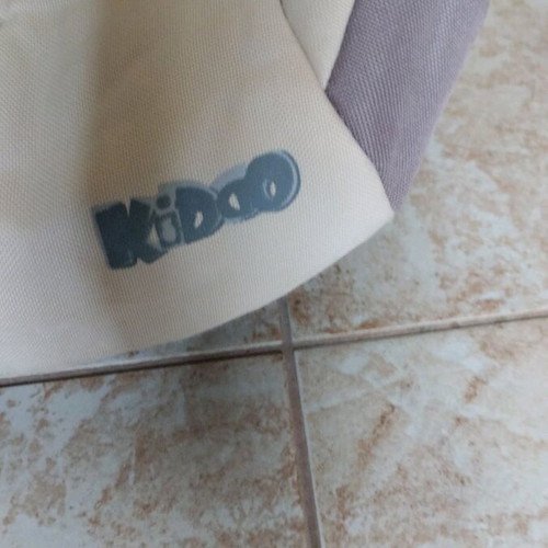 Kiddo baby car seat egg used, beige