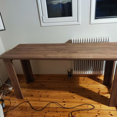 Desk-paso like new, 1.65m width, 51cm depth, 80cm height