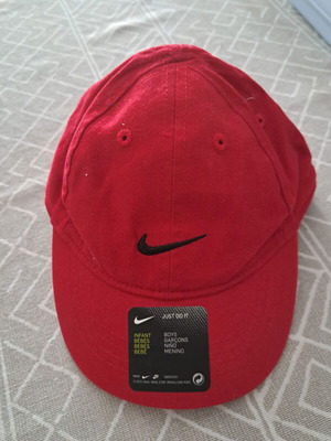 Nike infant cap red new