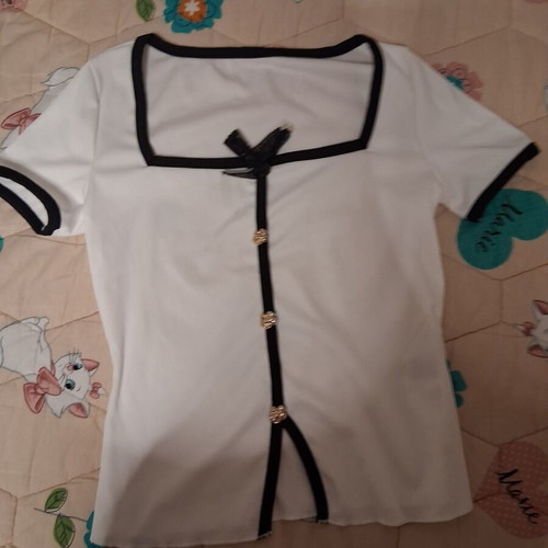 Shein white top size medium new with nice design