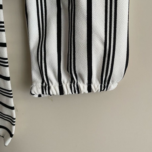 Blouse - shirt elastic like new, size XS, black and white