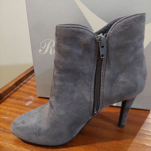 Velour women's ankle boot like new, size 37