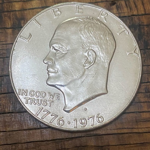 Commemorative United States One Dollar Coin 1776-1976 like new