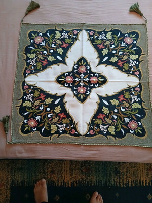 Kares table linen with hand embroidery, like new, 0.67×0.67 m
