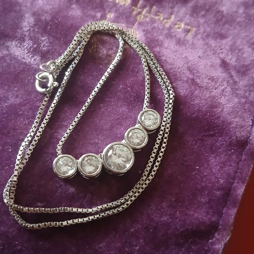 Silver 925 Necklace 42 cm with White Zirconia like new