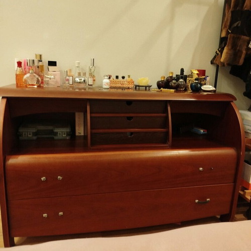 Join bedroom dressing table like new, solid walnut wood